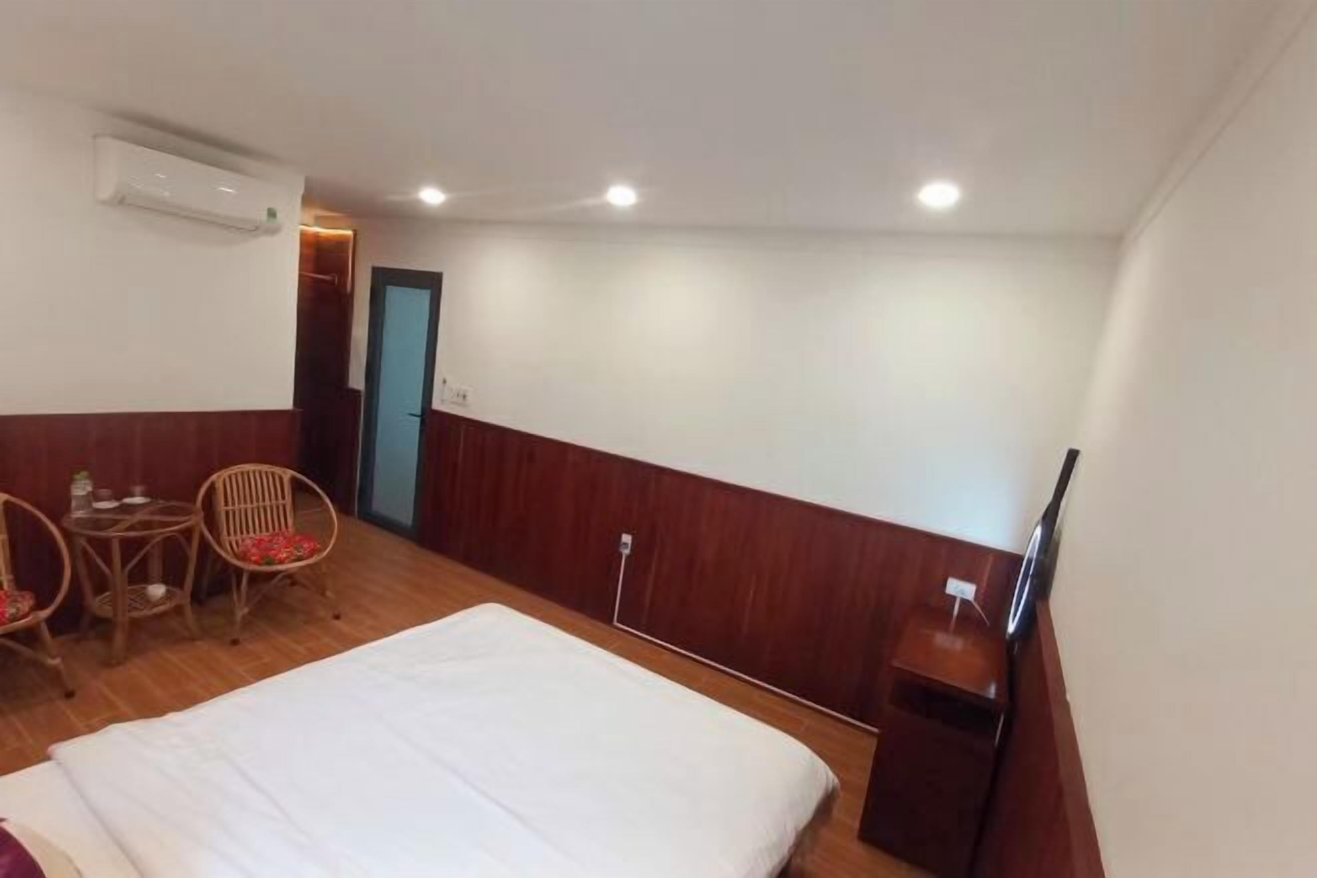 Minibar, skrivebord, lydisolert og wi-fi (inkludert)