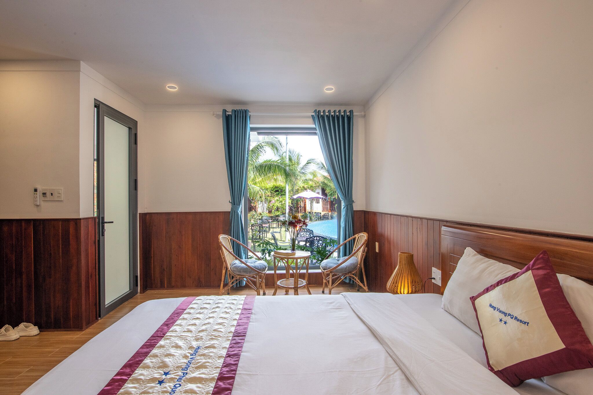 Deluxe Double Room, Pool View | Minibar, desk, soundproofing, free WiFi