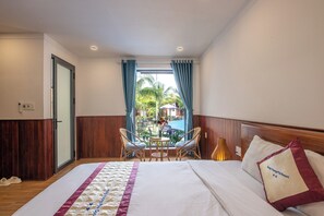 Deluxe Double Room, Pool View