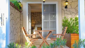 Deluxe-Zimmer, zum Garten hin | 1 Schlafzimmer, Minibar, kostenloses WLAN