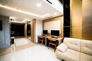 Lobby - Ruby Hotel (Da Nang)