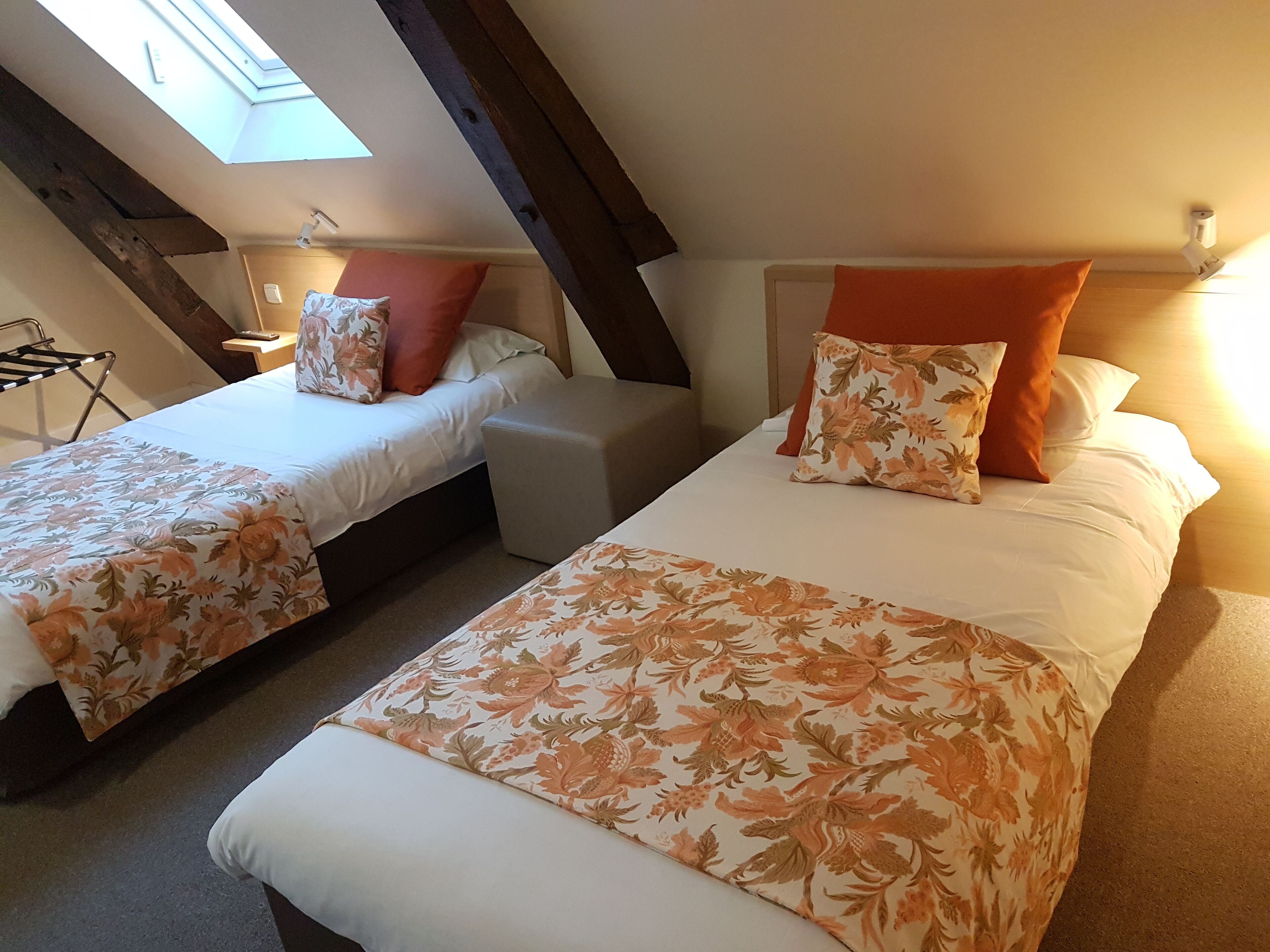 comfort twin room | premium bedding, desk, soundproofing, free wifi