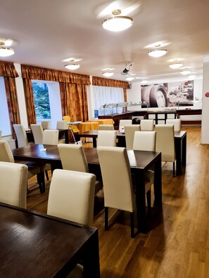 Restaurant - Wellness HOTEL HARRACHOVKA (Harrachov)