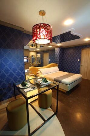 Standard Room | Free WiFi - Victoria Court Escarpment - Pasig (Pasig)