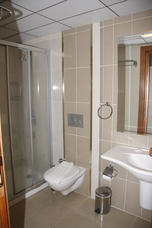 Chambre Familiale | Salle de bain