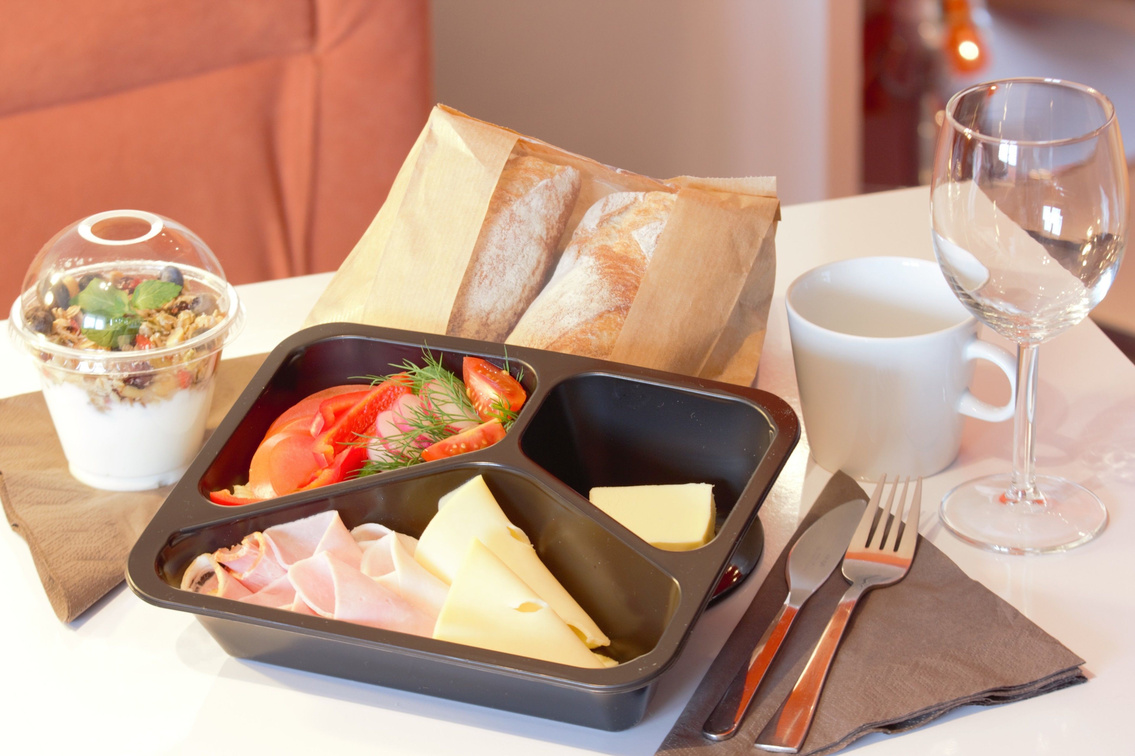 daily continental breakfast (pln 45 per person)