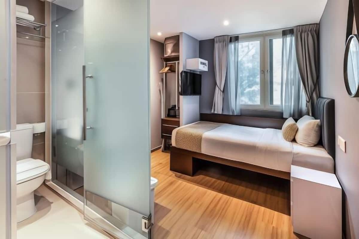 In-room safe, desk, laptop workspace, blackout curtains