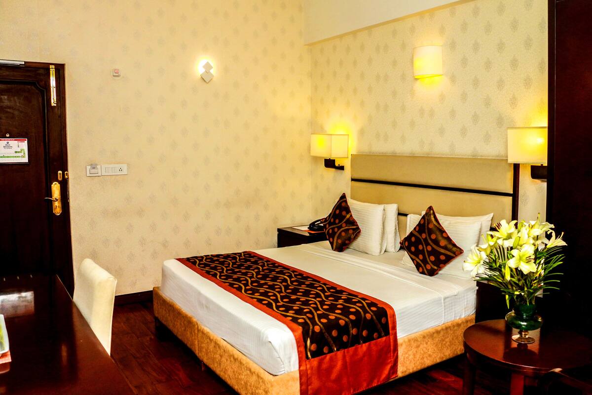 Deluxe Room, Non Smoking, Private Bathroom | View from room