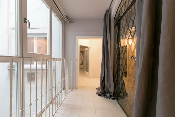 Apartamento, 2 quartos ( T4 ) | Área de estar | TV de tela plana