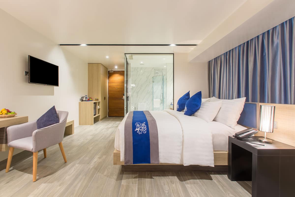 Deluxe Double Room | City view