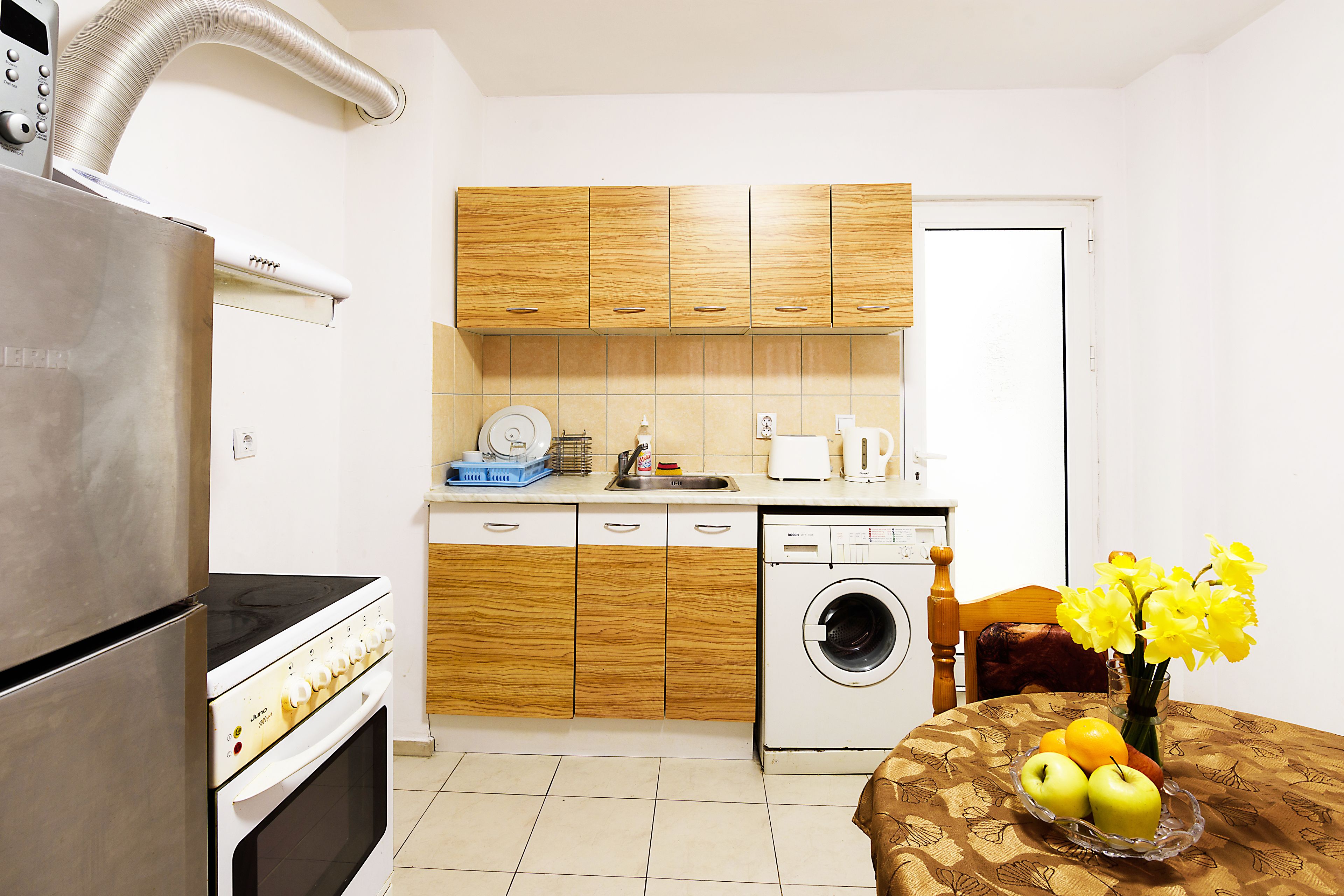 Comfort Apartment, 1 Bedroom, Non Smoking, City View | Private kitchen | Electric kettle