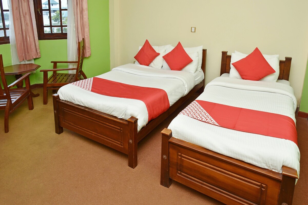 Standard Triple Room | Premium bedding, minibar, desk, rollaway beds