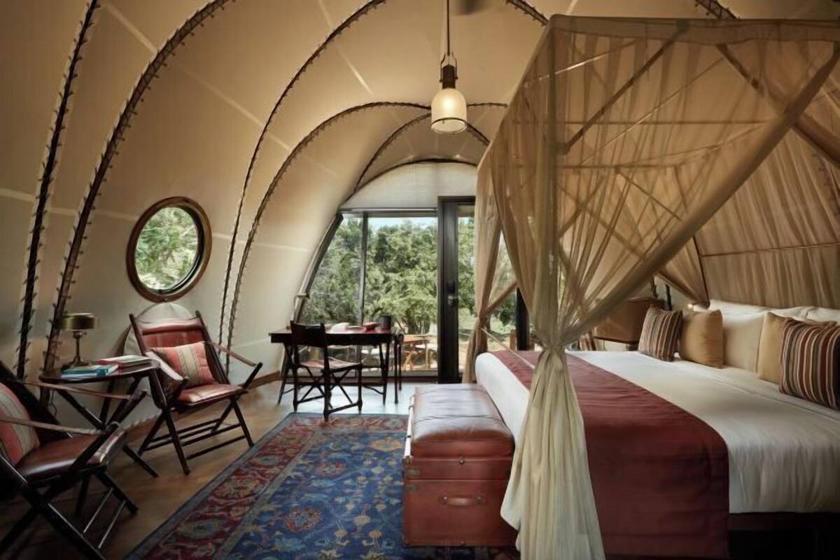 Ropa de cama de alta calidad y minibar 