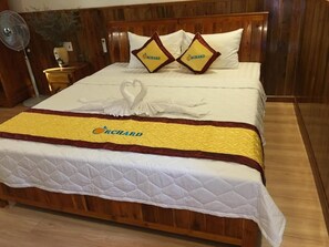 Minibar, in-room safe, desk, soundproofing - Orchard Fruit Farm Bungalow (Phu Quoc)