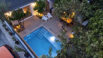 Luxury Apartment, 3 Bedrooms, Private Pool | 1 bedroom, premium bedding, individually decorated