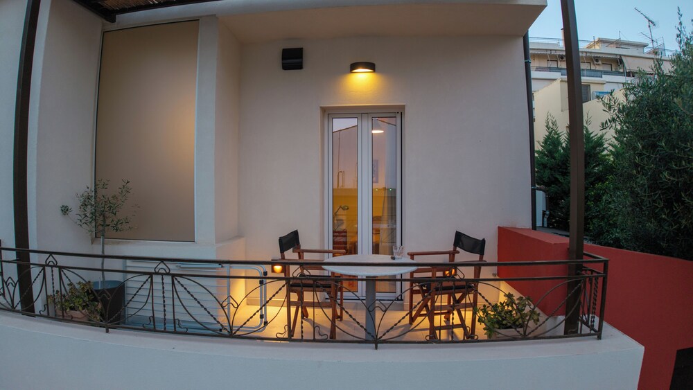 City Cottage - Kalamata Mediterranean Villas photo 8