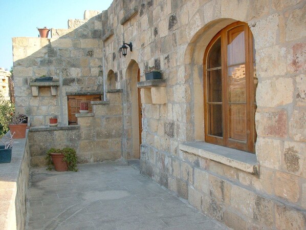 Villa, 3 Bedrooms | Terrace/patio - Ta Bedu Farmhouse (Sannat)