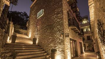 Front of property - evening/night