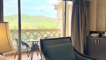 Royal Suite | 1 bedroom, premium bedding, memory foam beds, individually decorated