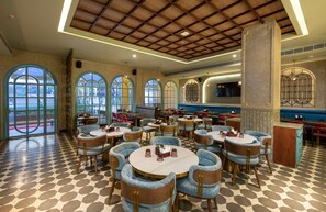 Restaurant - Freesia By Express Inn (Mumbai)