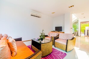 Holiday Town home No.4 | Sitzecke in der Lobby