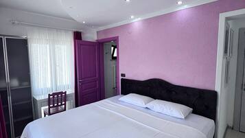 Doppelzimmer | Minibar, schallisolierte Zimmer, kostenloses WLAN, Bettwäsche