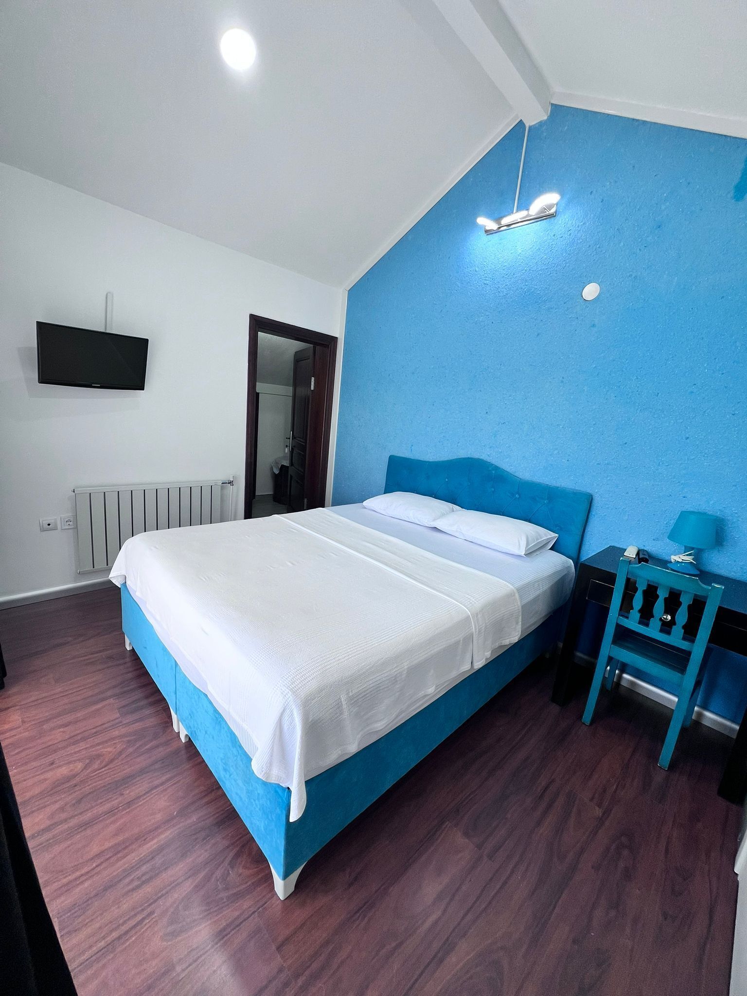 Triple Room | Minibar, soundproofing, free WiFi, bed sheets
