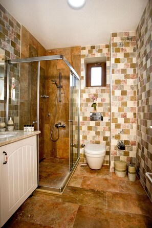 Apartment | Bathroom - Ince Kara Apart Hotel (Cesme)