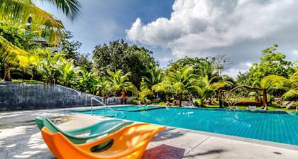 Chalong Hill Tropical Garden Homes