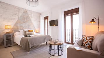 Casa de Mariana 4. COME TO SEVILLA | Tabla de planchar con plancha, wifi gratis, ropa de cama