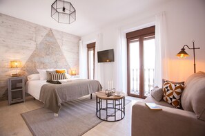 Casa de Mariana 4. COME TO SEVILLA