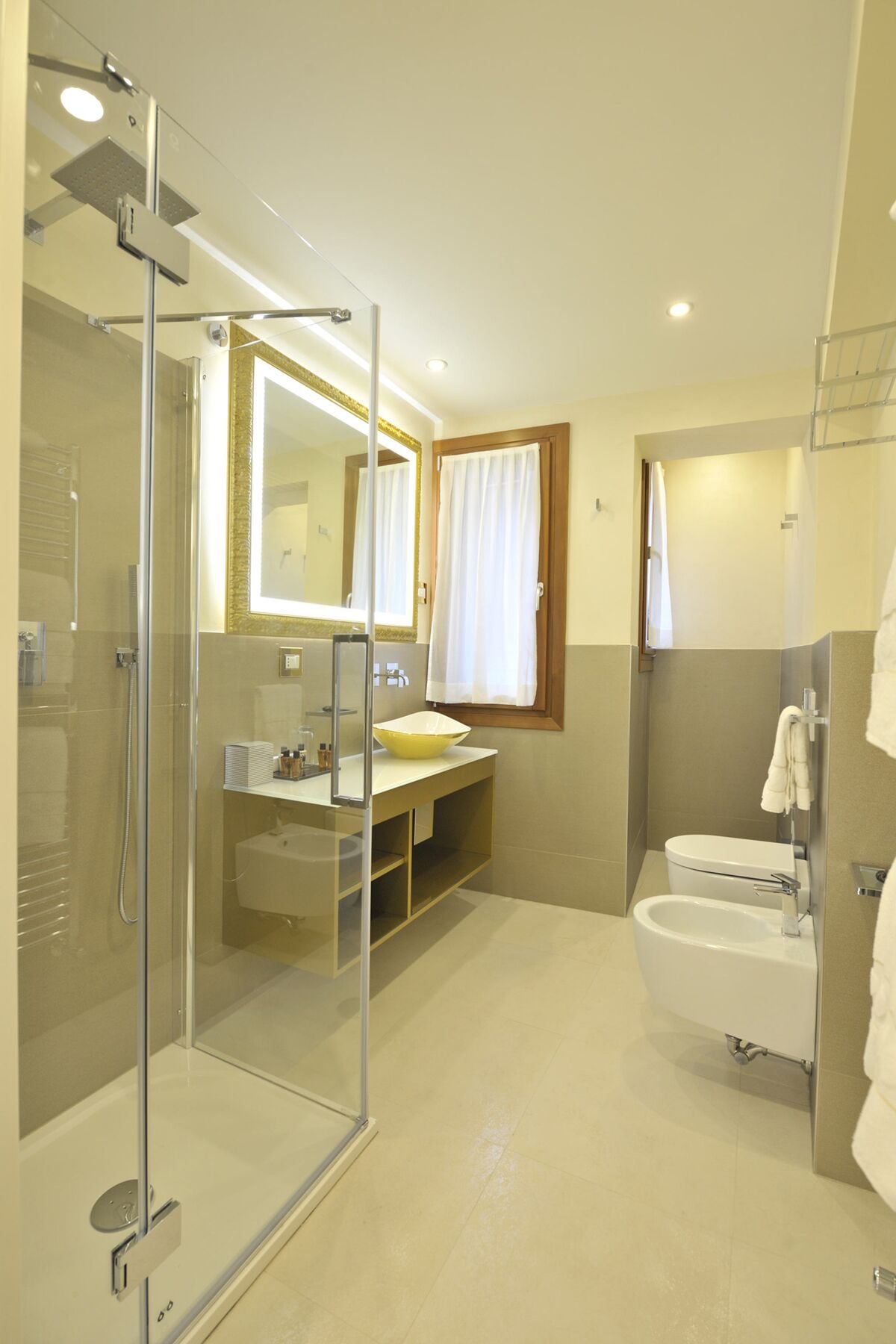 Foto - Al Theatro Palace