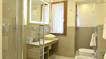 Superior Double or Twin Room | Down comforters, minibar, in-room safe, desk