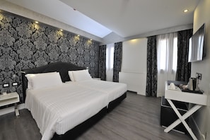 Superior Double or Twin Room | Down comforters, minibar, in-room safe, desk