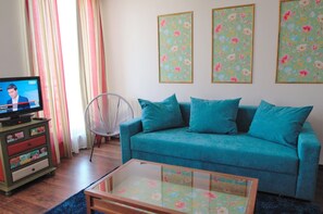 Apartment - Mosilor 14  | Wohnzimmer | LED-Fernseher