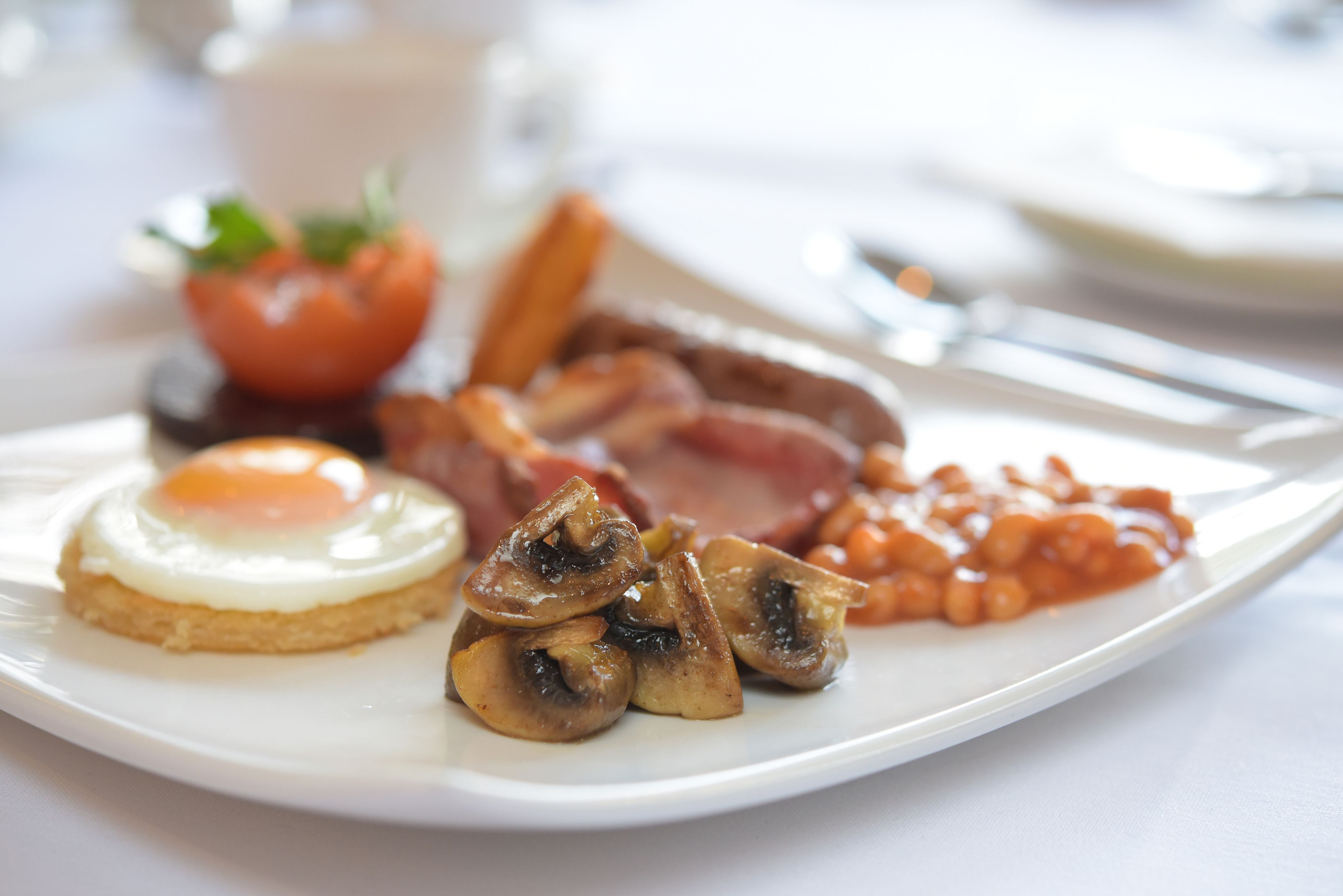 free daily cooked-to-order breakfast