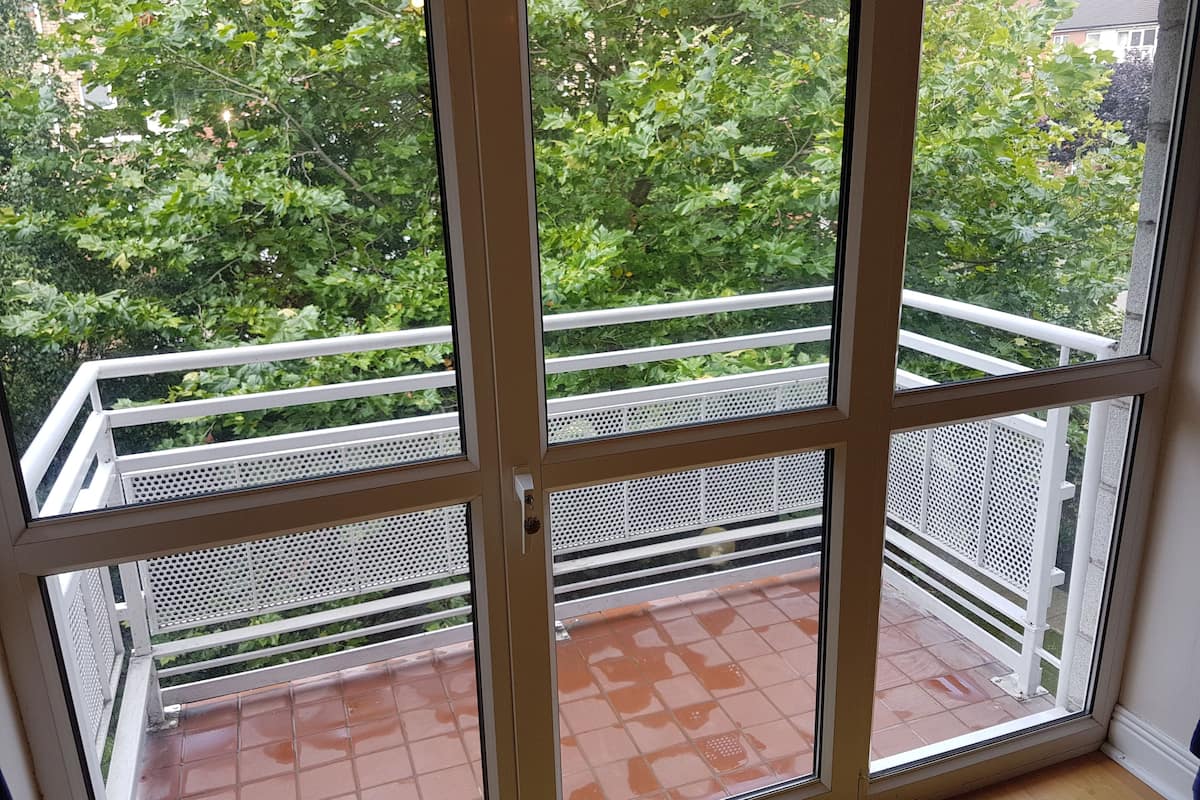 Superior Apartment, 2 Bedrooms, Garden View | 2 bedrooms, iron/ironing board, WiFi (free)