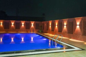 Una piscina techada