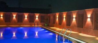 Hotel Anand International