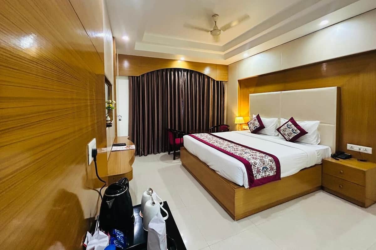 Deluxe Double Room, 1 King Bed
