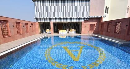 Hotel Anand International