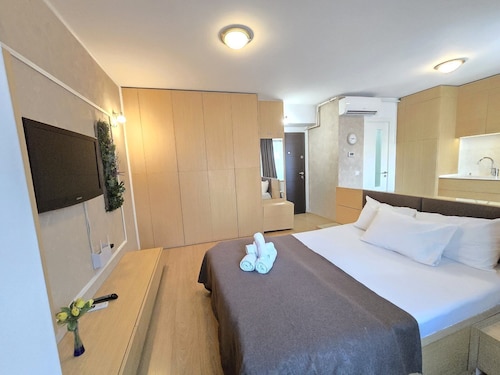 Decebal Residence Apartments