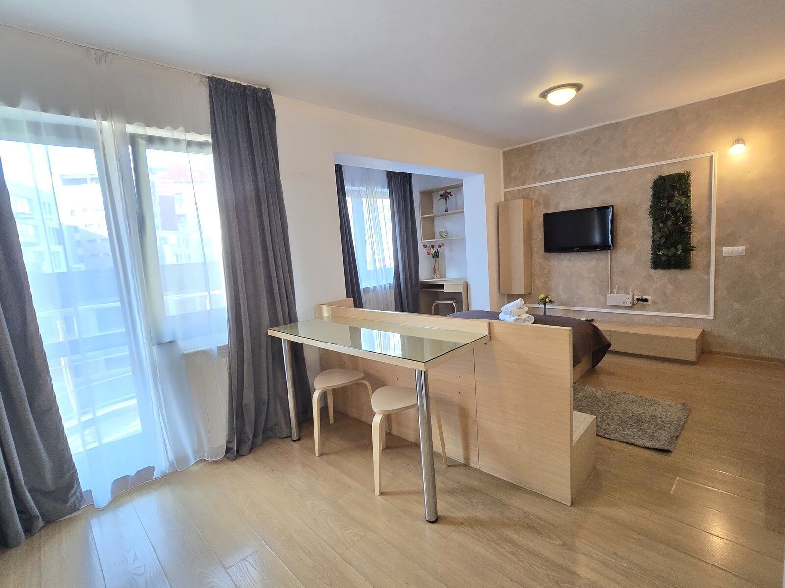 Televisión LED, oficina