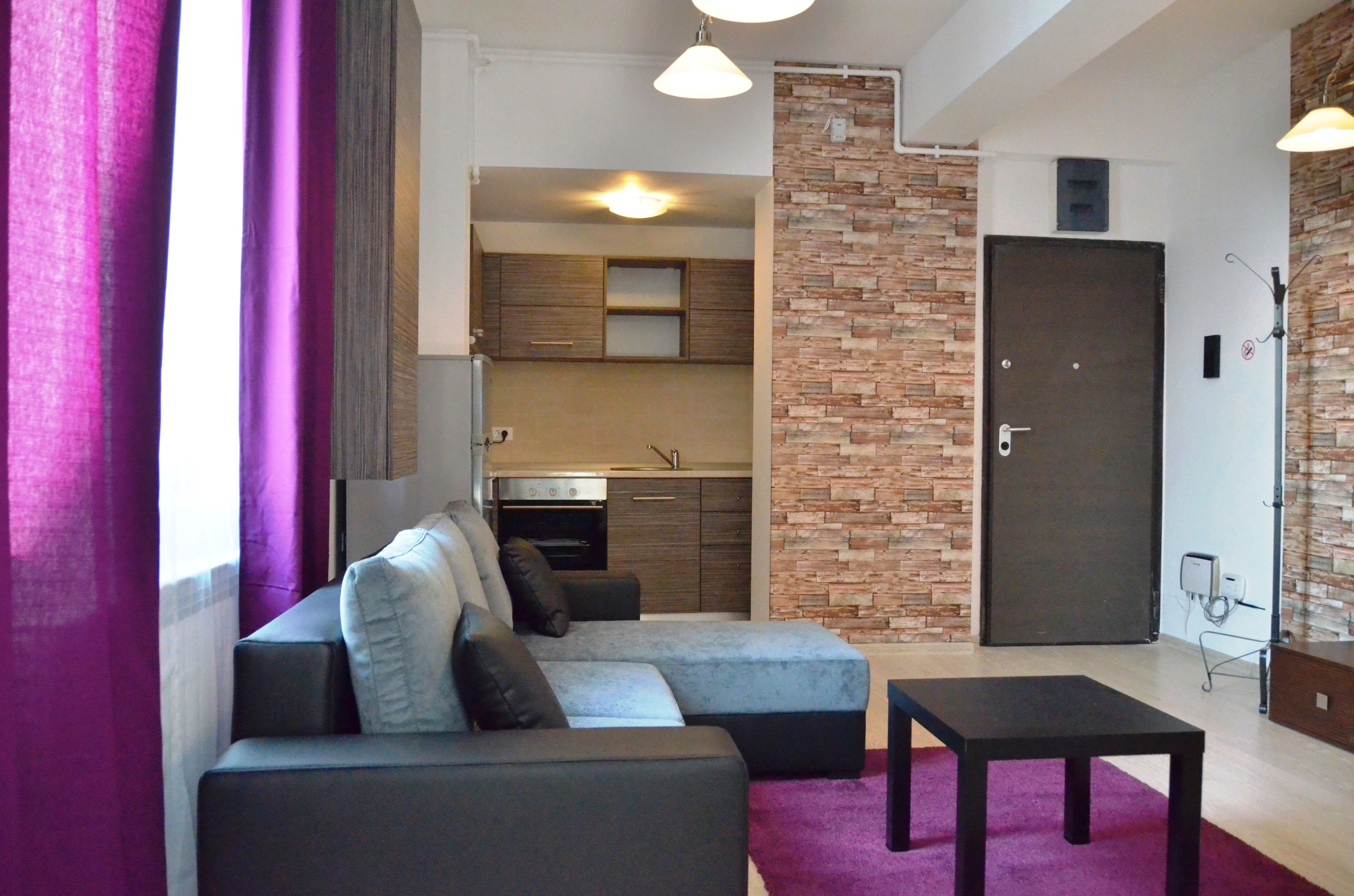Apartment, 1 Bedroom 55 | Oppholdsrom | LED-TV