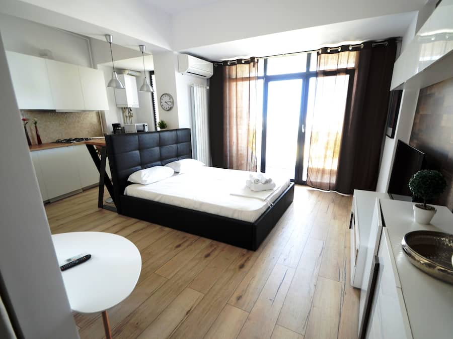 Studio 58 with balcony | Oppholdsområde | LED-TV