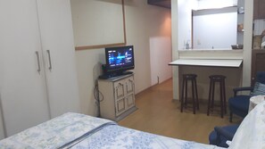Departamento tradicional | Área de sala de estar | Televisión LCD 
