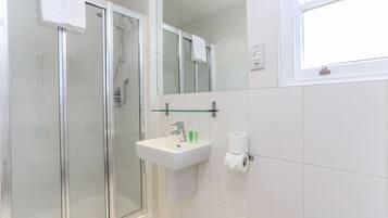 Standard Studio Apartment | Bathroom