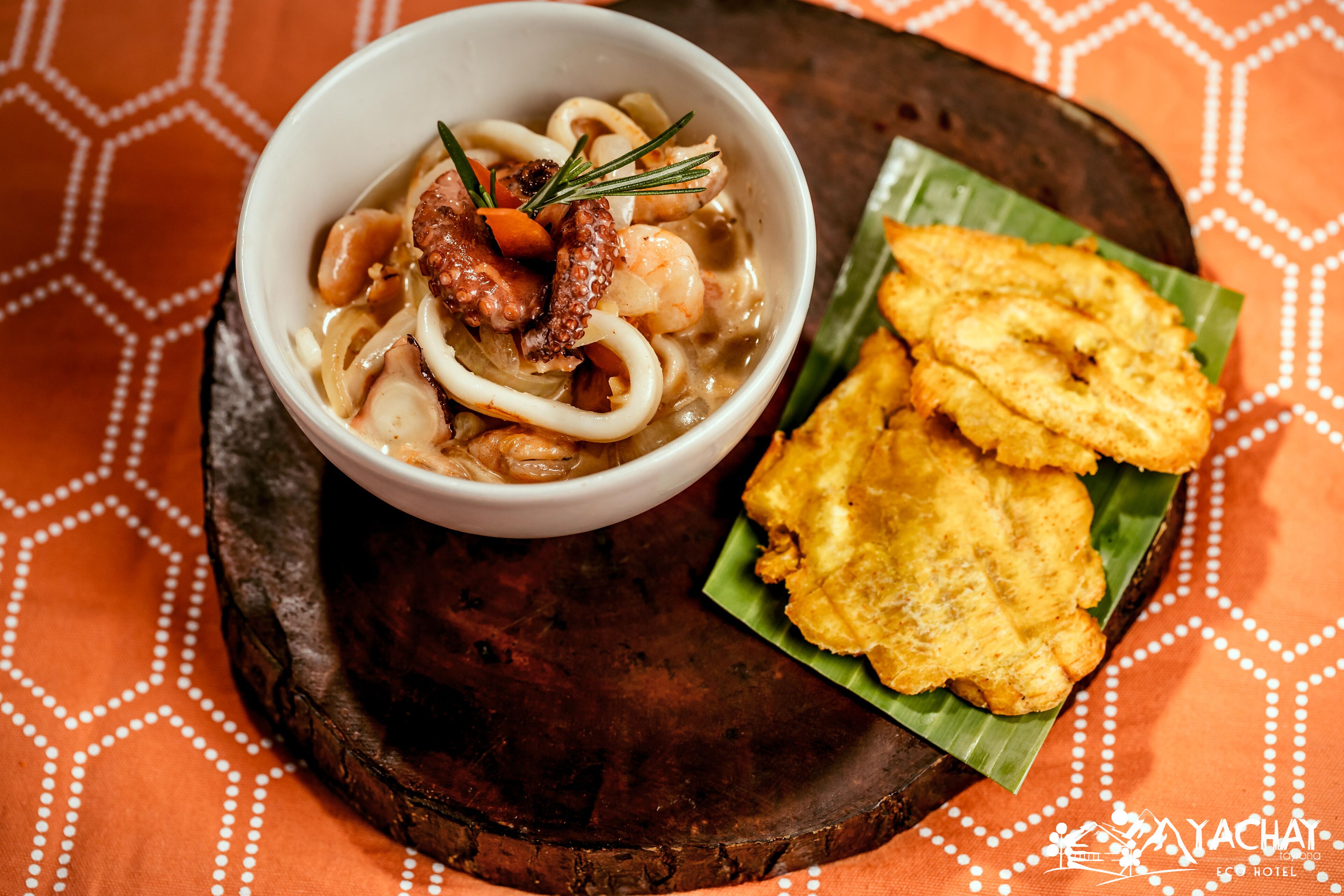 餐饮