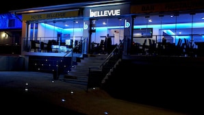 Front of property - evening/night - Logis Hotel Bellevue (Saint-Martin-d'Ardèche)