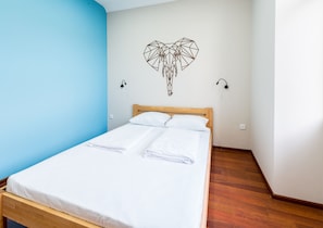 Kamar Double Comfort, kamar mandi pribadi | Brankas, kedap suara, Wi-Fi gratis, dan seprai linen